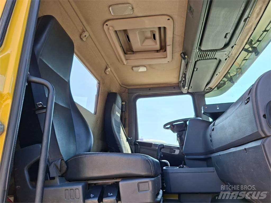 Scania T 420 LA 曳引機組件