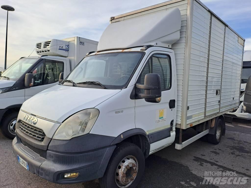 Iveco DAILY 60C17 貨箱式卡車