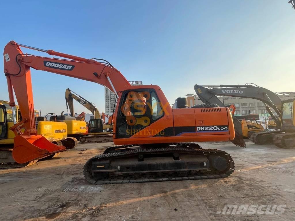 Doosan 220 LC-7 履帶式 挖土機/掘鑿機/挖掘機