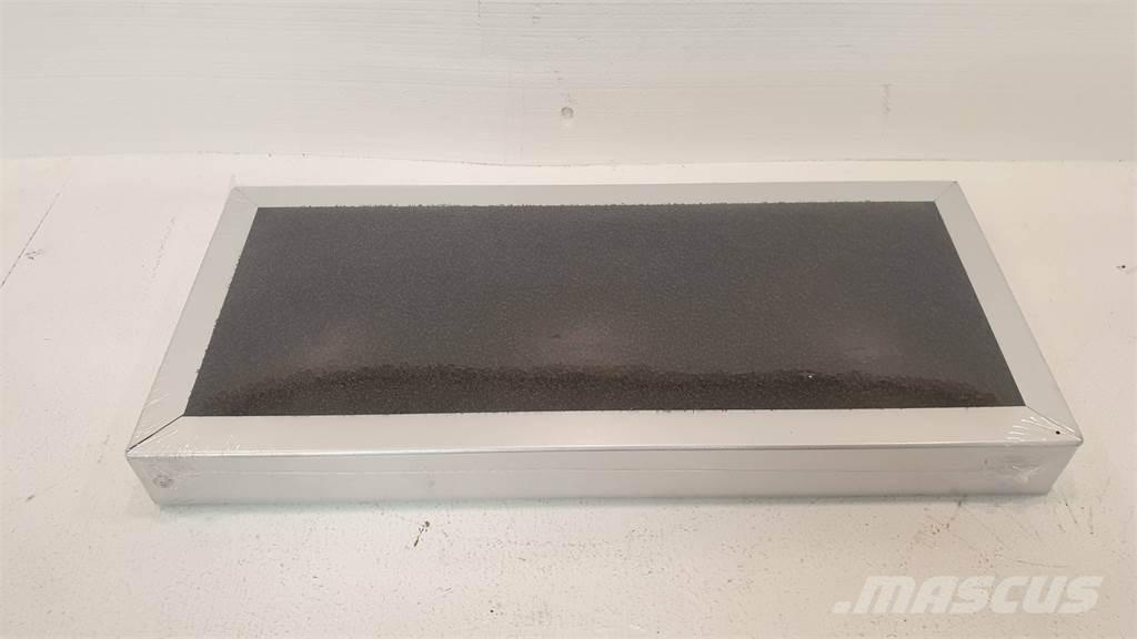 Ponsse GSE02652 駕駛室與內部