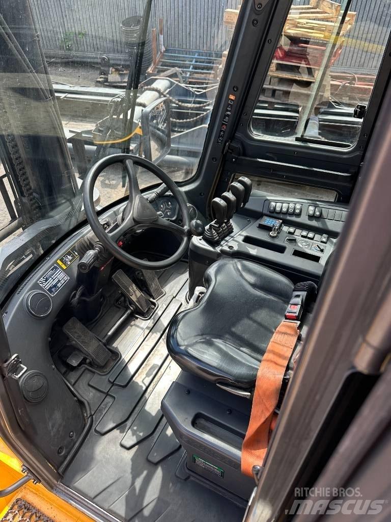 Hyundai 70 D-9 柴油卡車