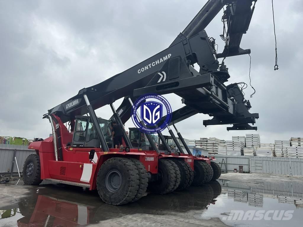 Kalmar DRF 450 前伸型堆積機