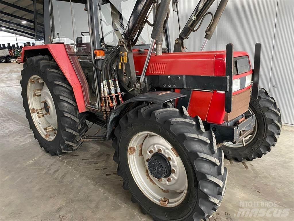 Case IH 840 AS 曳引機