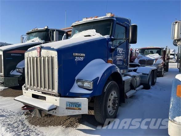 Kenworth T800 曳引機組件