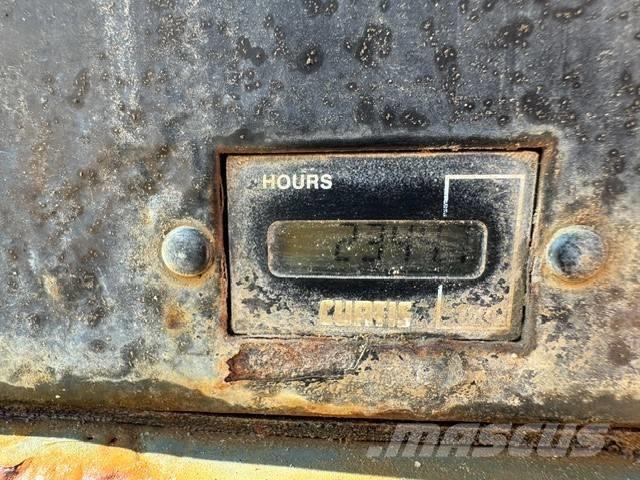 Terex TA 3 SH 側卸礦車