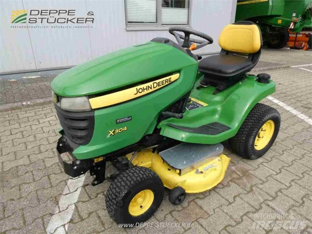 John Deere X304 割草劑