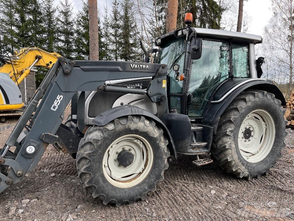 Valtra N 121 HT 曳引機