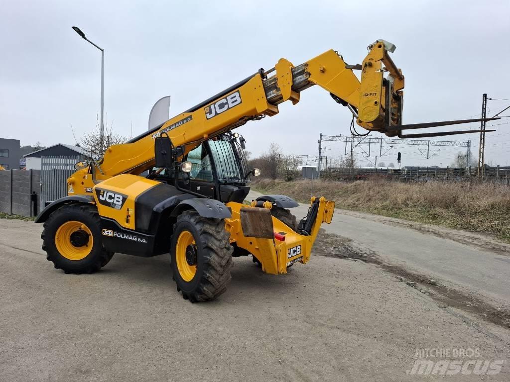 JCB 535-125 伸縮臂操作車
