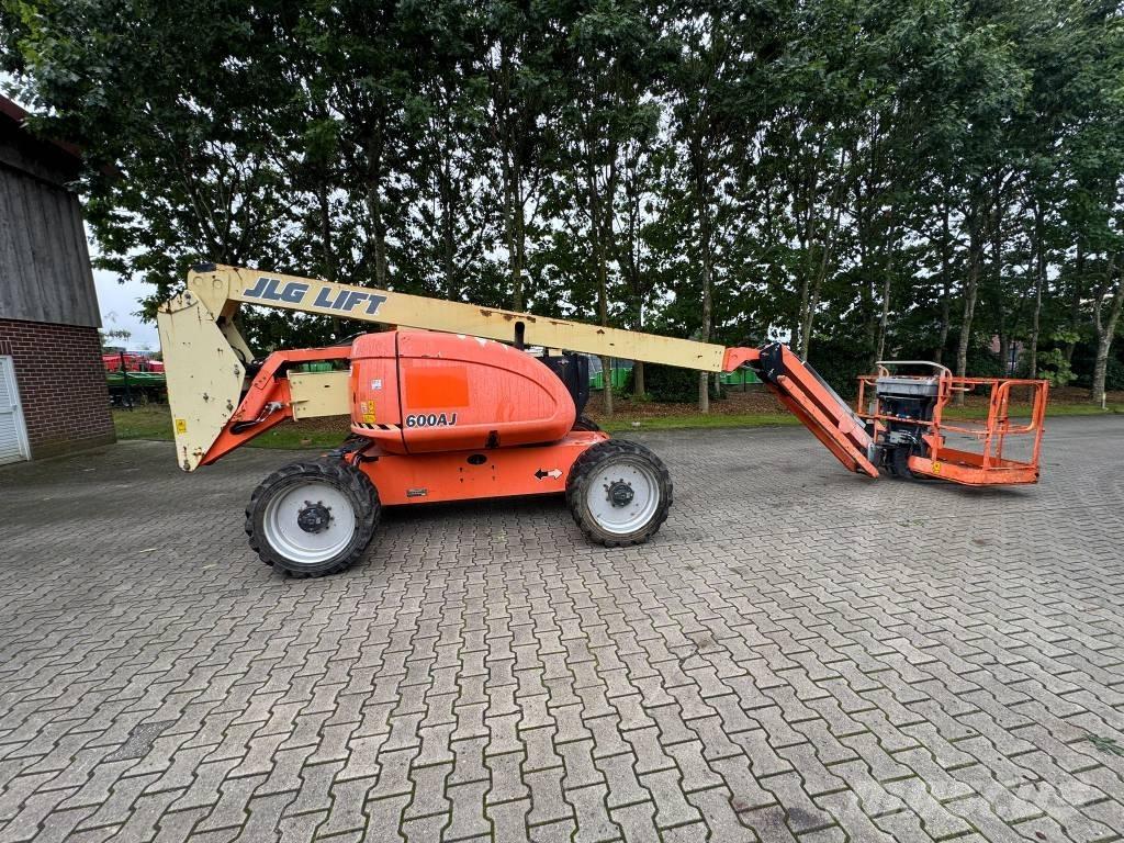 JLG 600 AJ 曲臂高空作業車