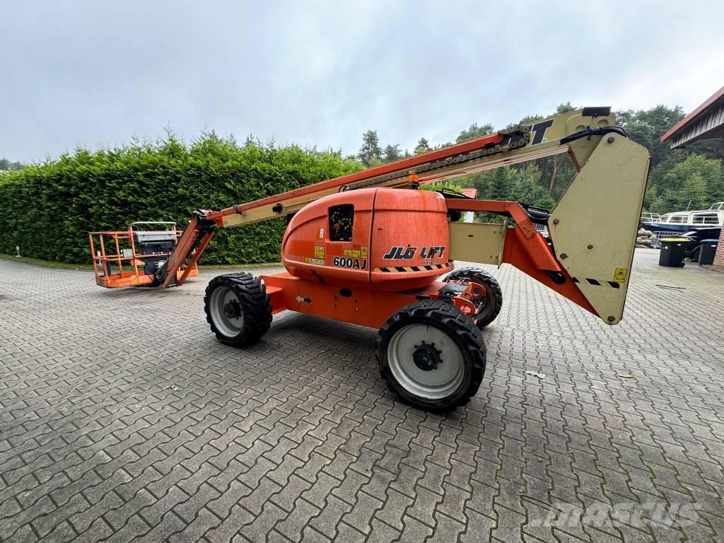 JLG 600 AJ 曲臂高空作業車