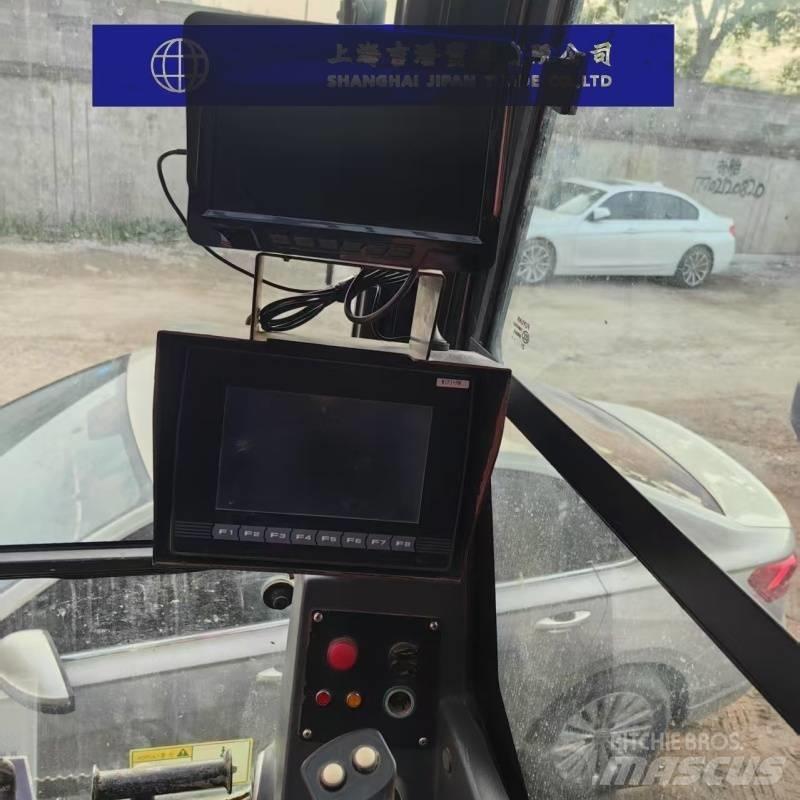 Sany SCC600A 履帶式起重機