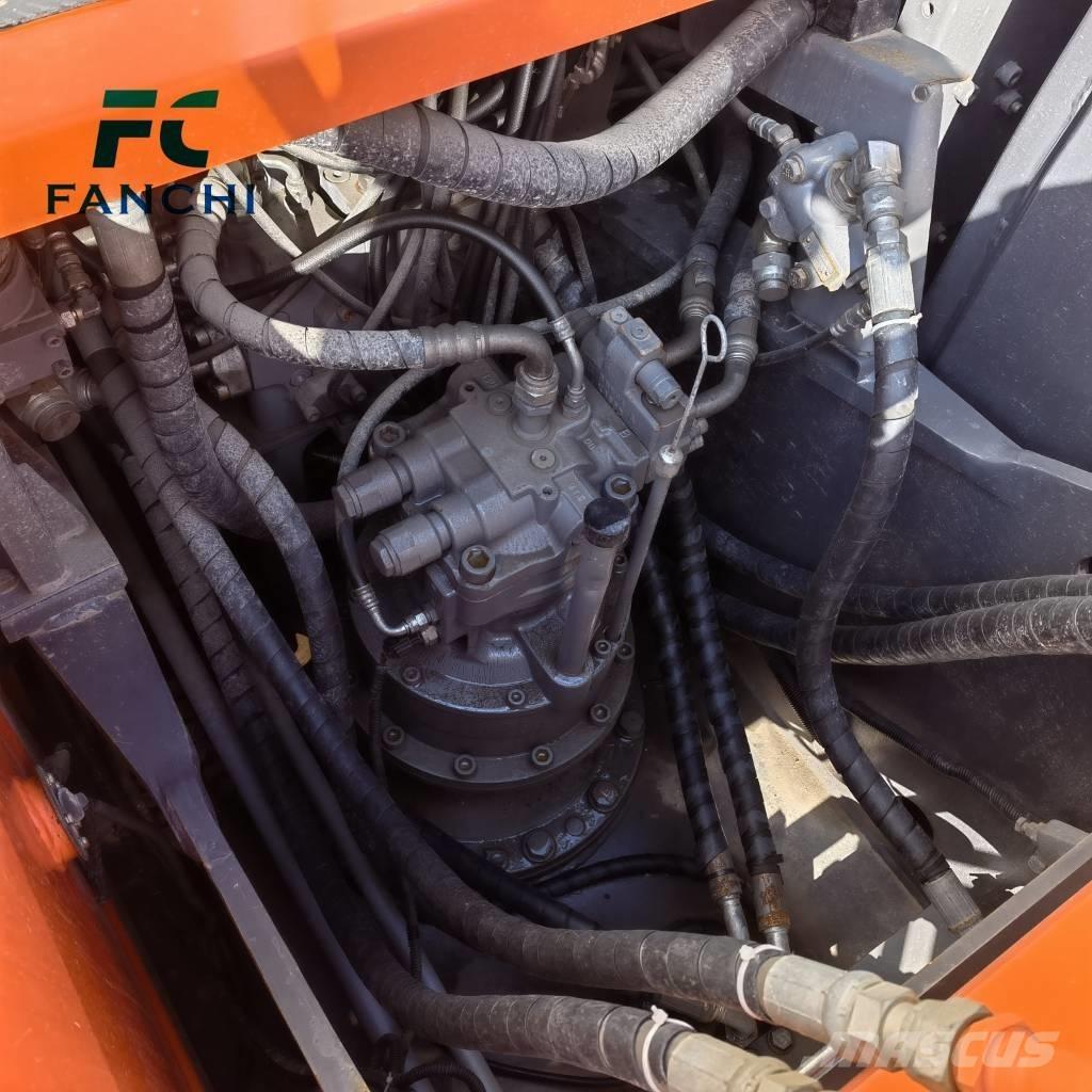 Hitachi ZX 200 履帶式 挖土機/掘鑿機/挖掘機