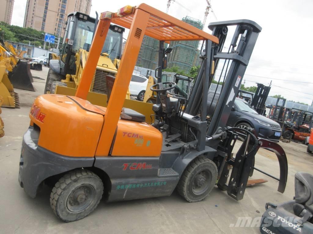 TCM FD 30 柴油卡車