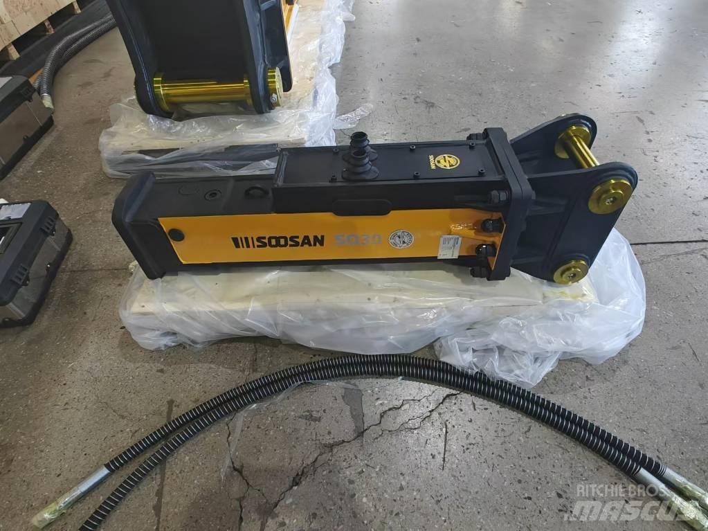 Soosan Sq30 鐵鎚/碎石機