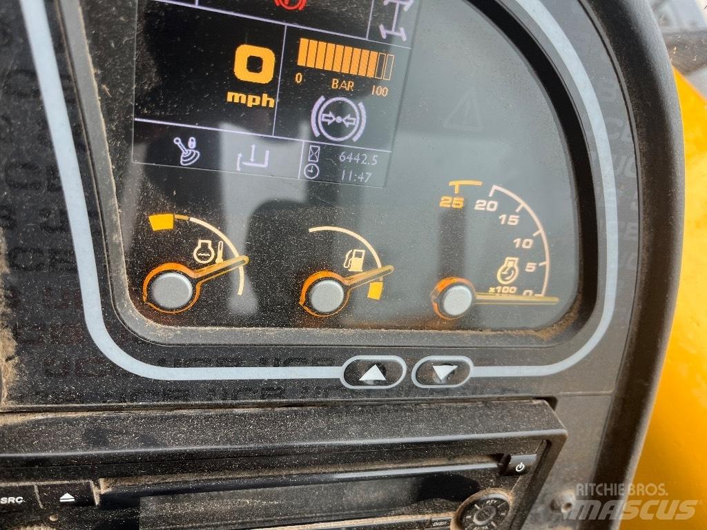 JCB 560-80 伸縮臂操作車