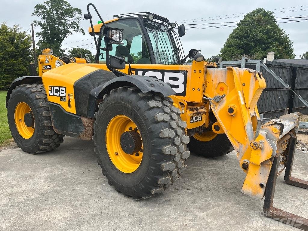 JCB 560-80 伸縮臂操作車