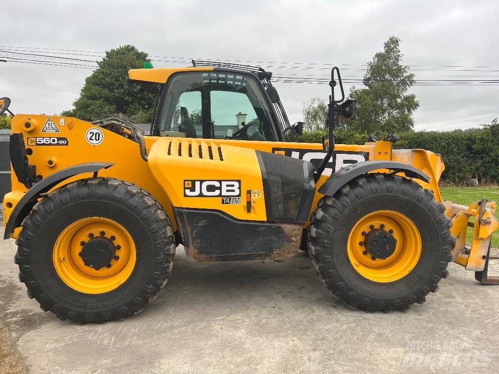JCB 560-80 伸縮臂操作車