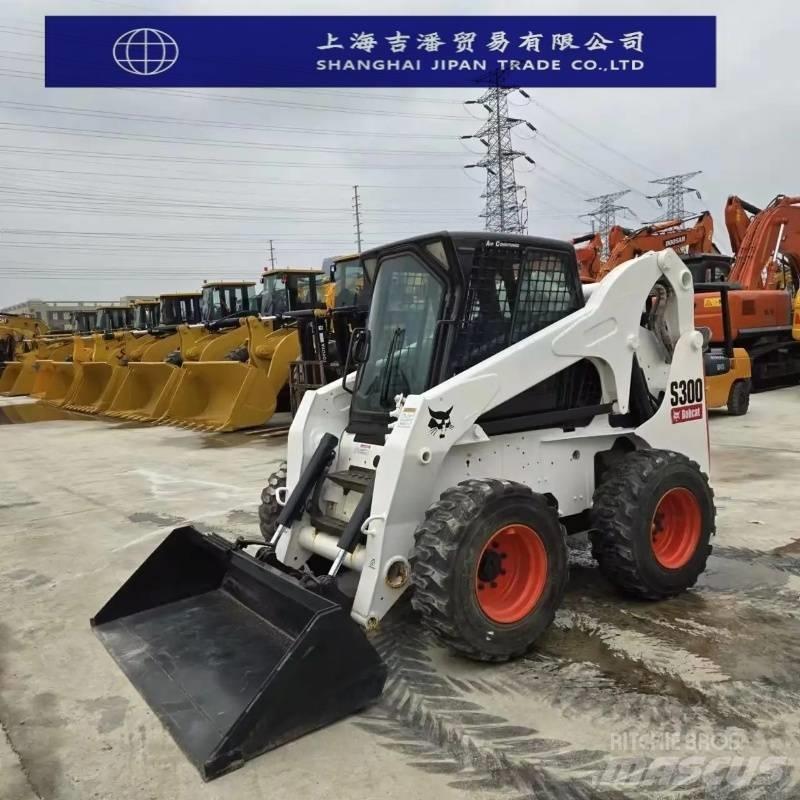 Bobcat S 330 滑移轉向裝載機