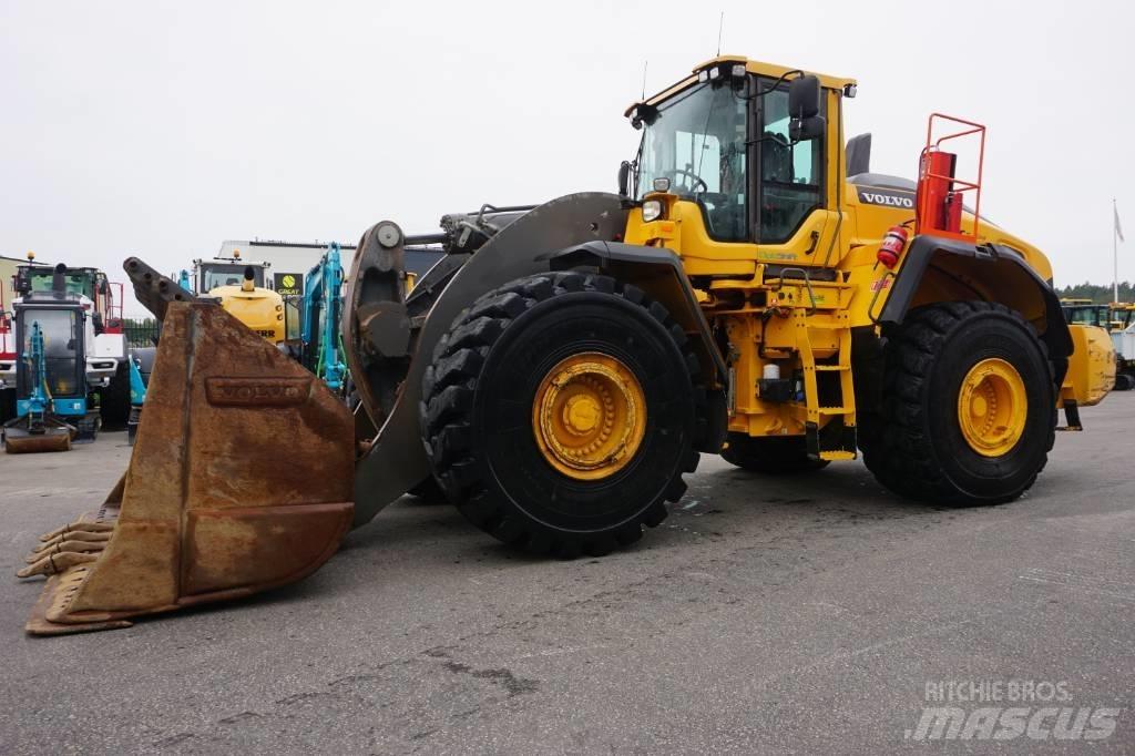 Volvo L250H *Uthyres* 輪胎式裝載機