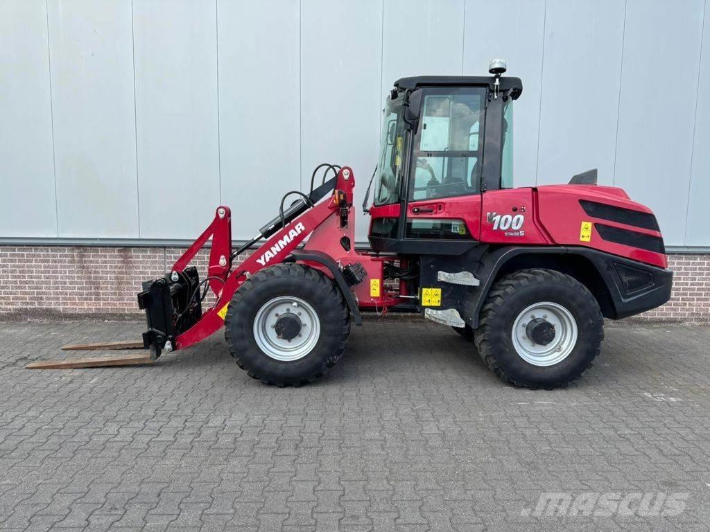 Yanmar V100 輪胎式裝載機
