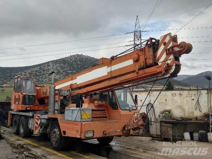 Kato NK 20B 全路面起重機/吊車