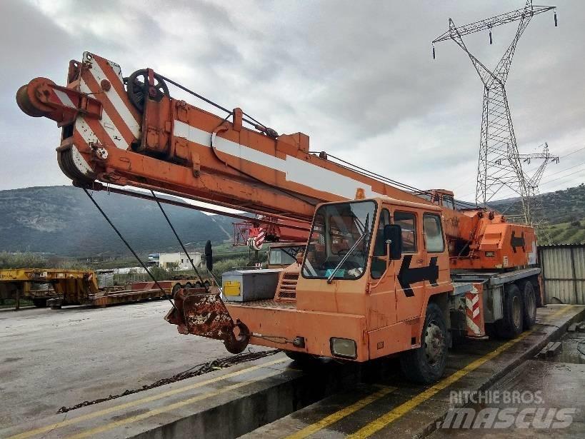 Kato NK 20B 全路面起重機/吊車