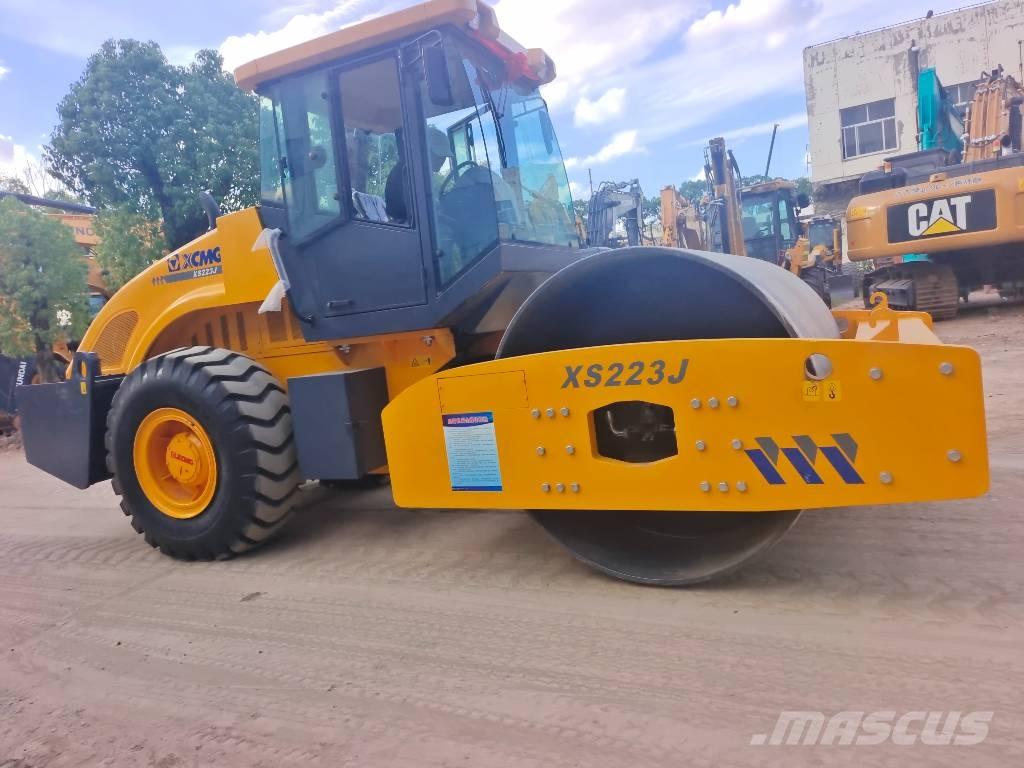 XCMG XS223J 單輪滾壓機