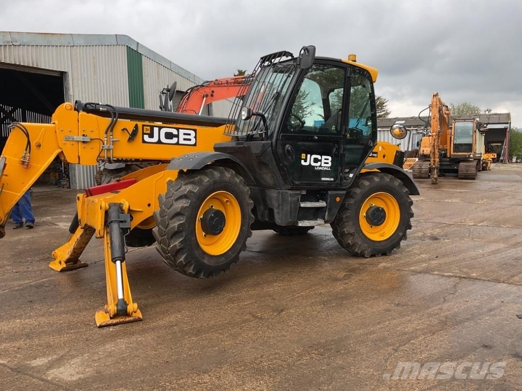 JCB 540v140 伸縮臂操作車