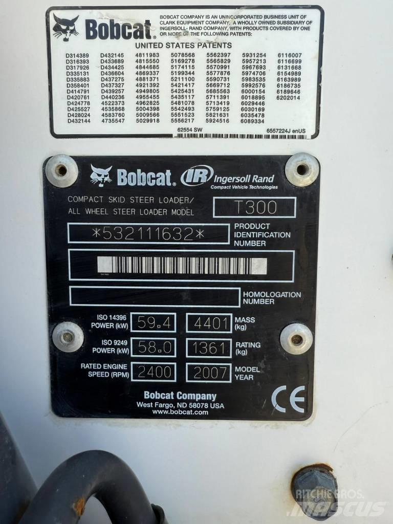 Bobcat T 300 小型裝載機