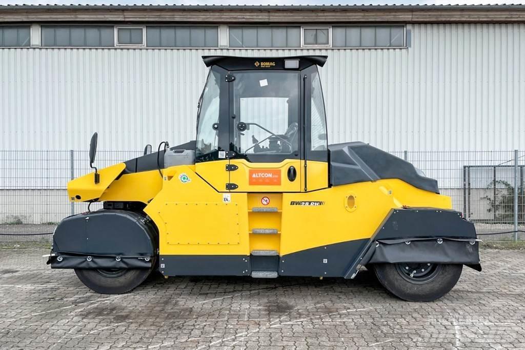 Bomag BW 28 RH 膠輪滾壓機