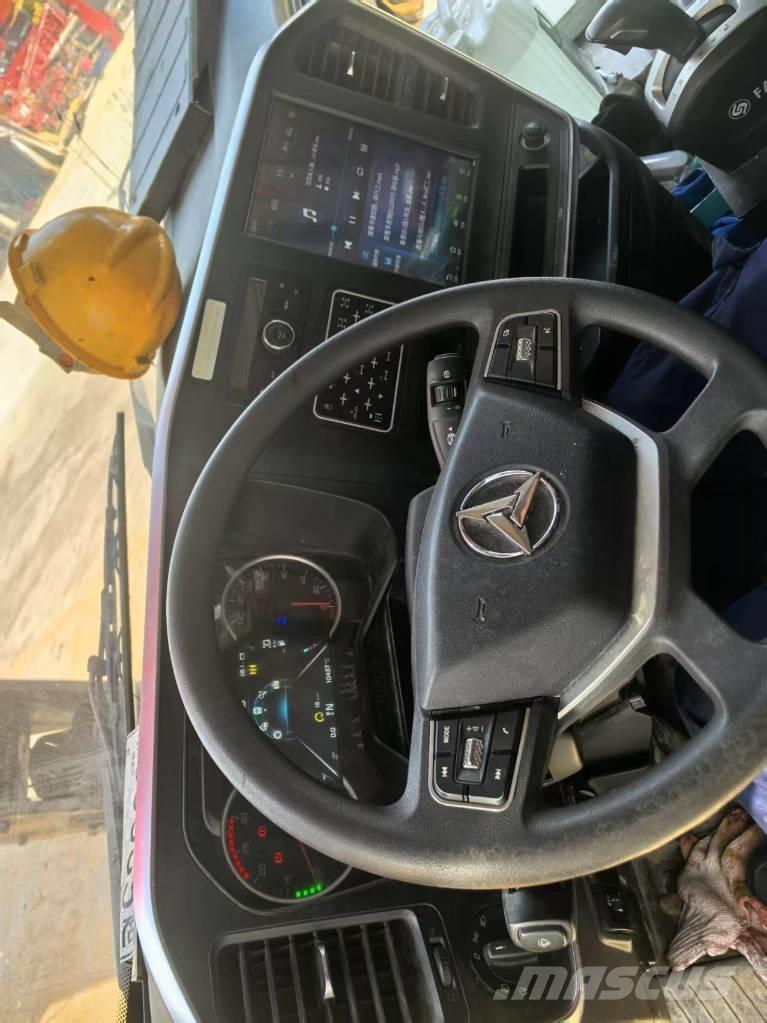 Sany SAC3000C8-8 全路面起重機/吊車