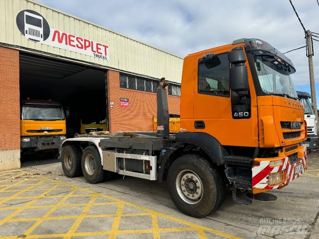 Iveco Trakker 450 起重可拆卸式卡車