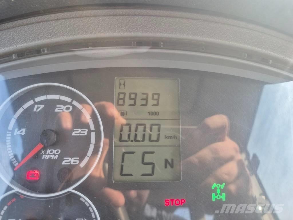 CLAAS Arion 610 曳引機