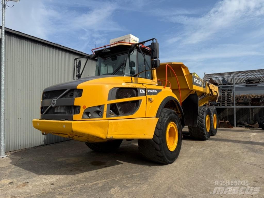 Volvo A 25 G 鉸接式起吊車