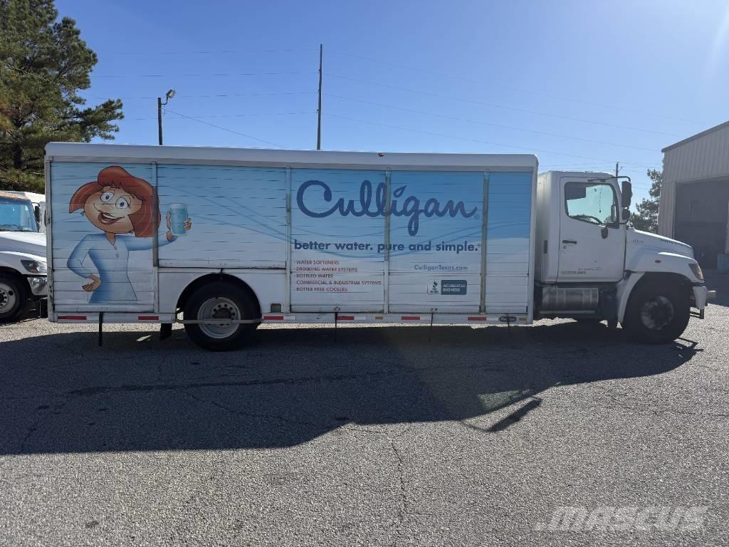 Hino 338 飲料運輸卡車