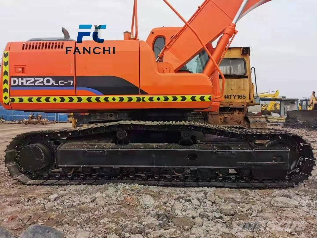Doosan DH 220 LC-7 履帶式 挖土機/掘鑿機/挖掘機