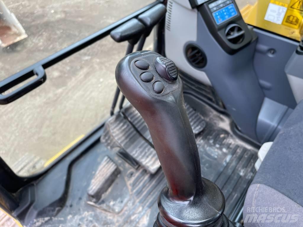 Komatsu PC 210 LC-11 長臂前伸型挖土機/掘鑿機/挖掘機