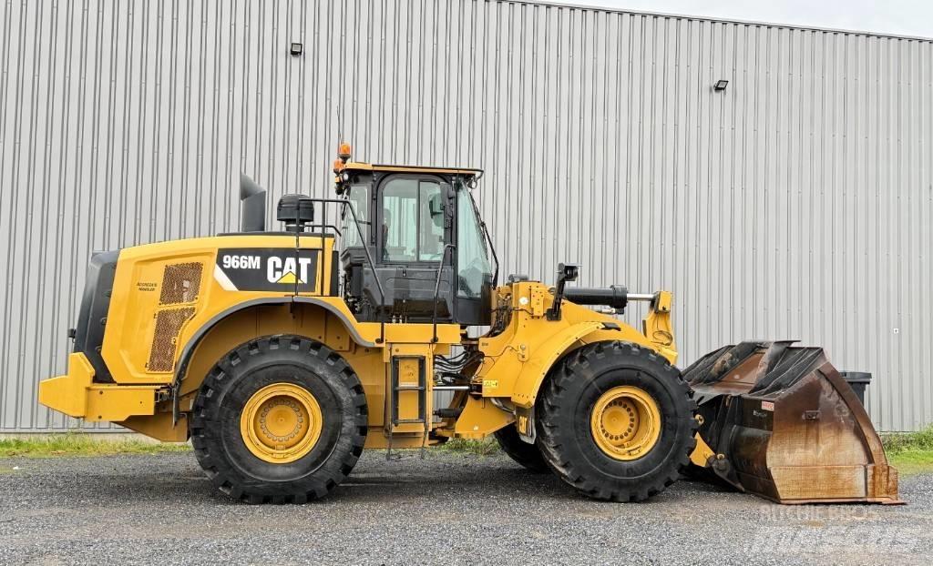 CAT 966 M 輪胎式裝載機