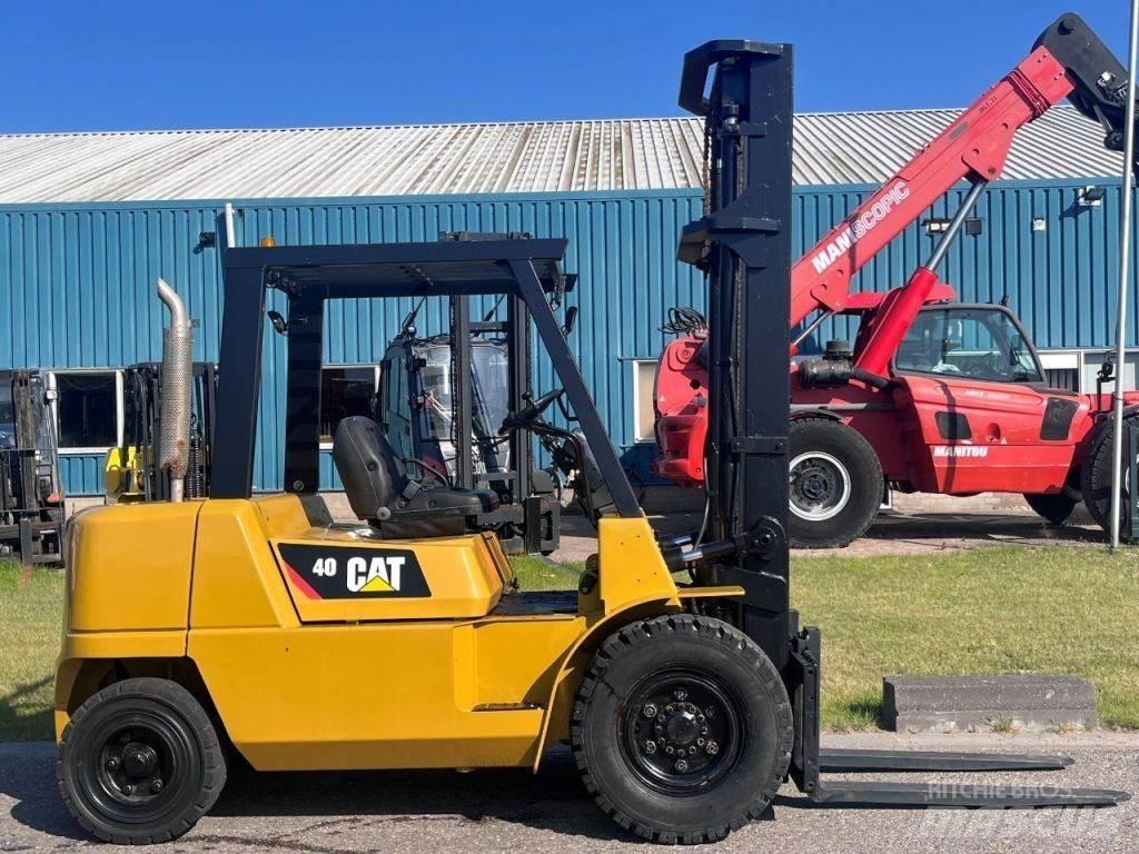 CAT DP40K2 柴油卡車