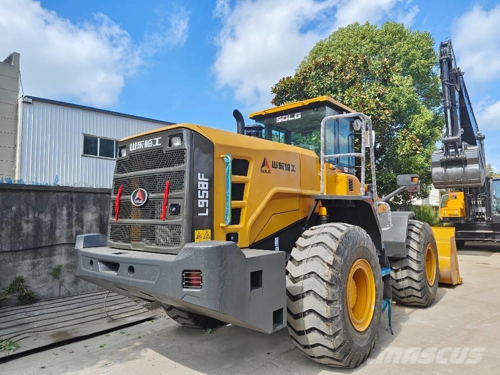 SDLG LG 958 F 輪胎式裝載機