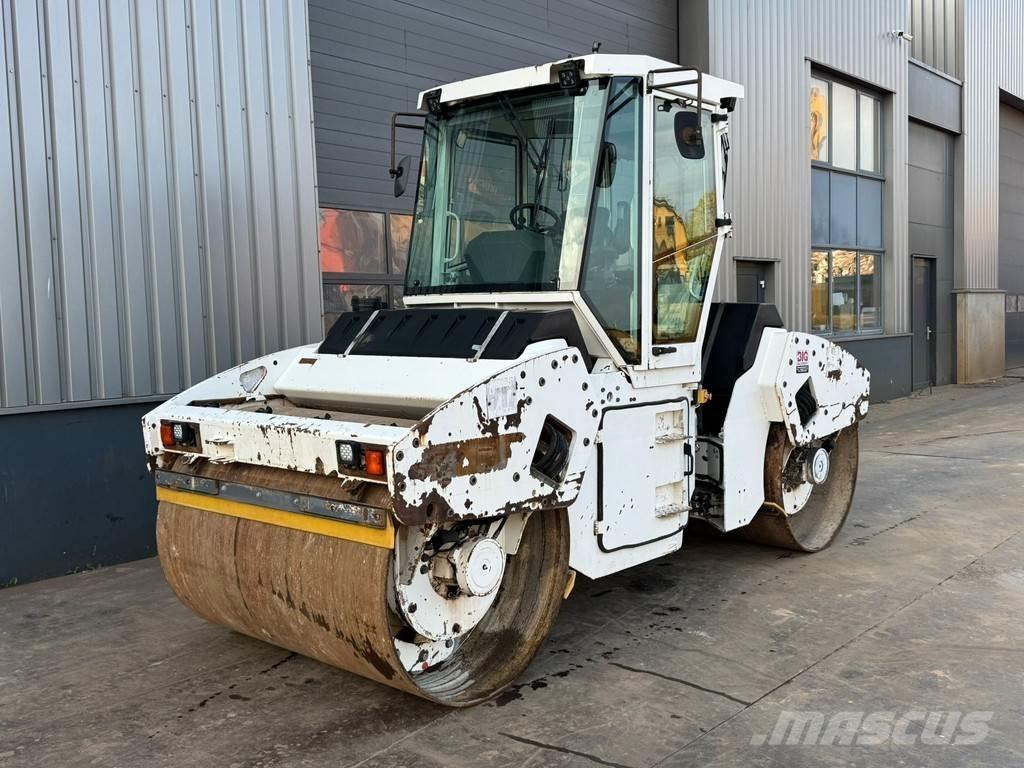 Hamm HD110 雙輪滾壓機