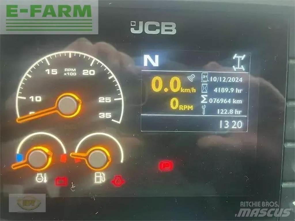 JCB fastrac 4220 曳引機