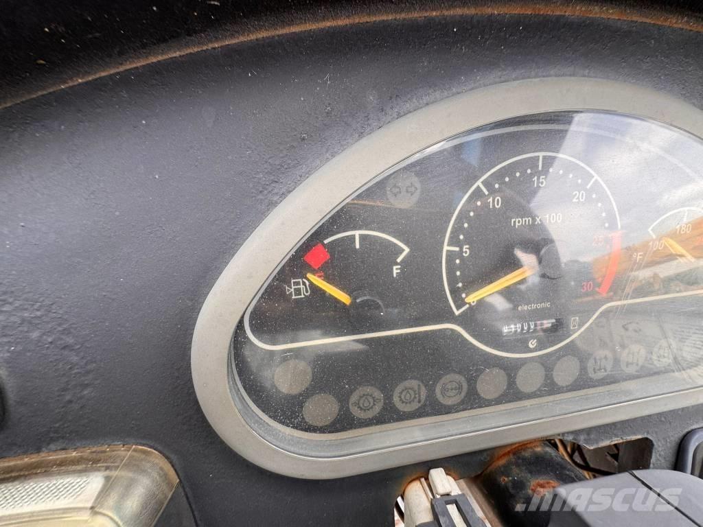 Genie GTH 1056 伸縮臂操作車
