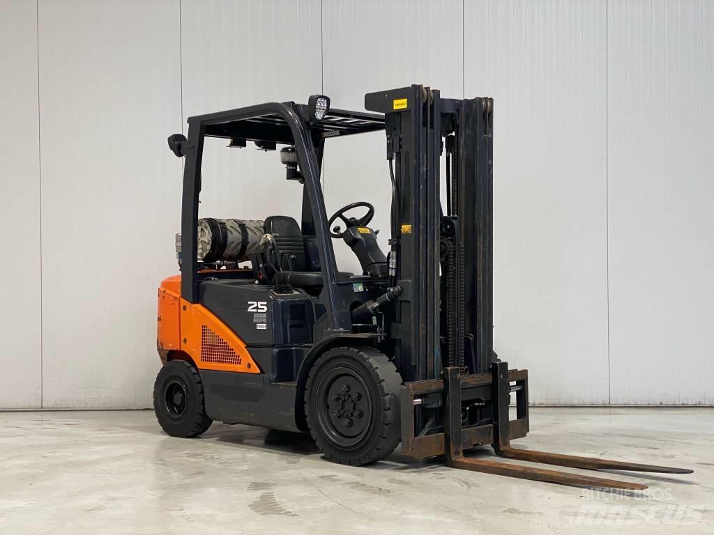 Doosan G25N-7 液化石油氣LPG卡車
