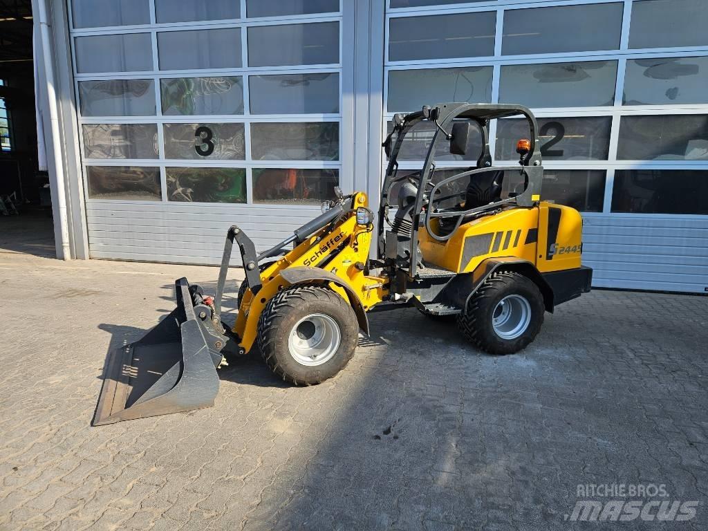 Schäffer 2445S 小型裝載機