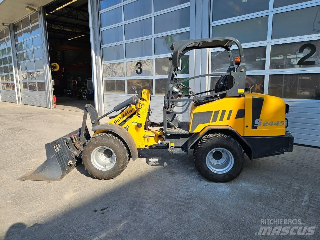Schäffer 2445S 小型裝載機