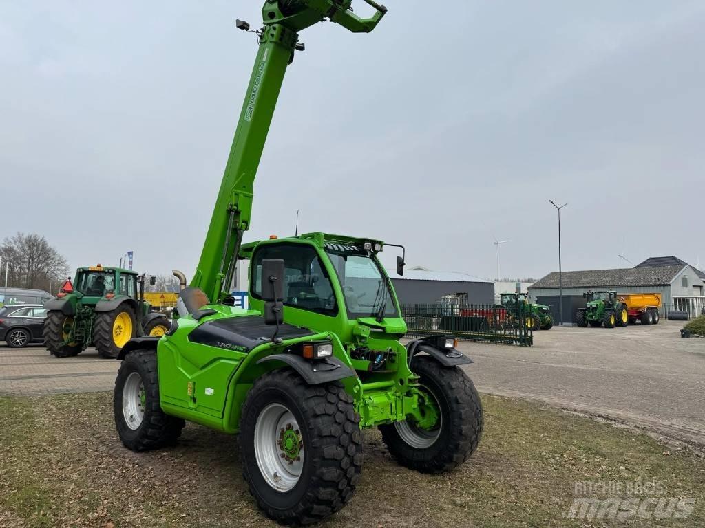 Merlo TF 42.7 CS 農業用伸縮臂裝載機