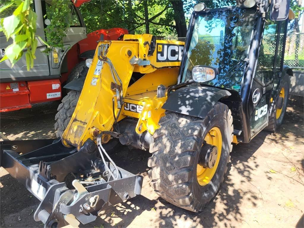 JCB 527-58AGRI 4X4 其他