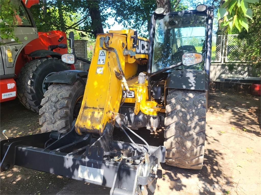JCB 527-58AGRI 4X4 其他