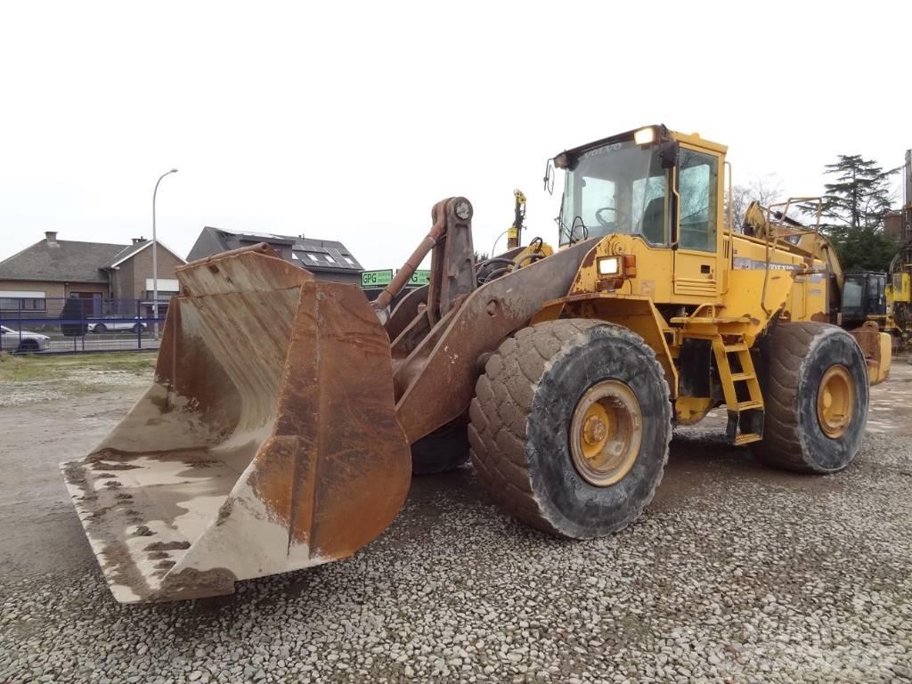 Volvo L 180 C 輪胎式裝載機